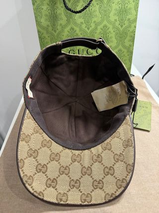 Gorra Gucci GG Clásica Marrón