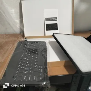 Funda Negra para Tablet 12.9