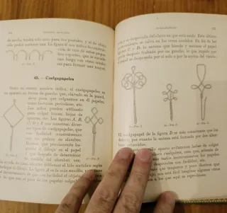 Trabajos manuales y juegos infantiles. 1923.