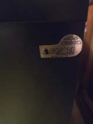 Mesa de salón cristal y plástico