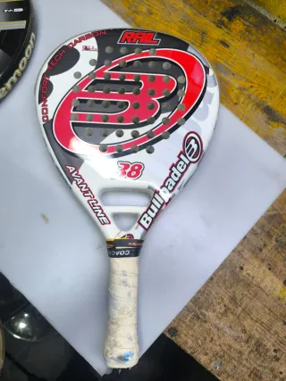 2 Raquetas de Pádel Middlemoon y Bullpadel