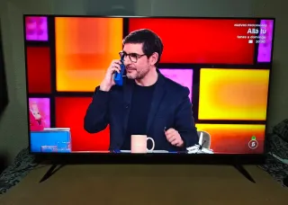 Samsung TV 55 4K UHD Smart TV