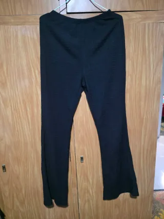 Pantalón negro talla S