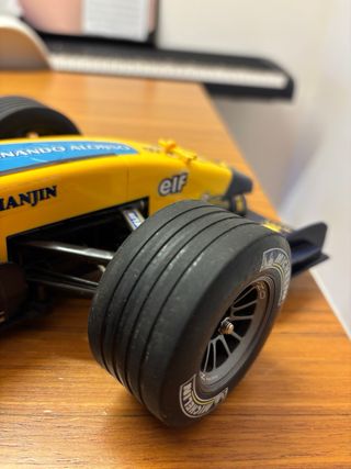 Coche RC Nikko Fernando Alonso Benetton MEJORADO