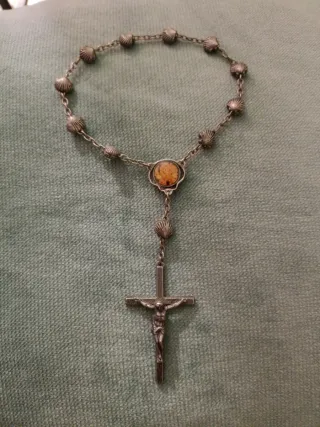 Rosario con medalla y cruz