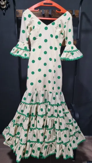 Vestidos de flamenca hechos a mano en Sevilla
