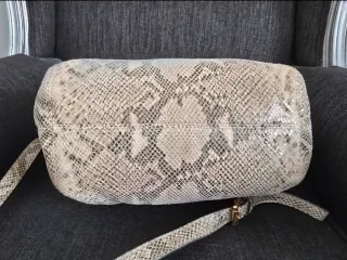 Bolso Michael Kors Piel Serpiente Dorado