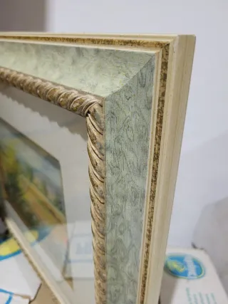 Quadro dipinto con cornice oro e verde