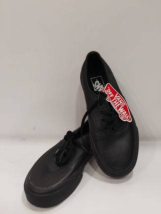 Zapatillas Vans Authentic Cuero Negro nuevas