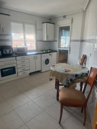 piso de 3 habitaciones