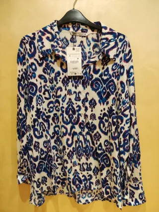 Camisa Zara Estampada Azul y Blanca Talla XL