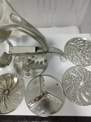 Molinillo/Exprimidor Vintage Juliana Cortador