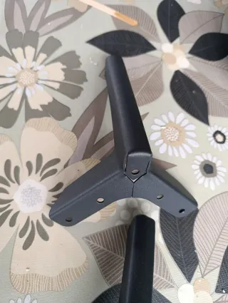 Tre 3 Gambe per mobili in metallo nero