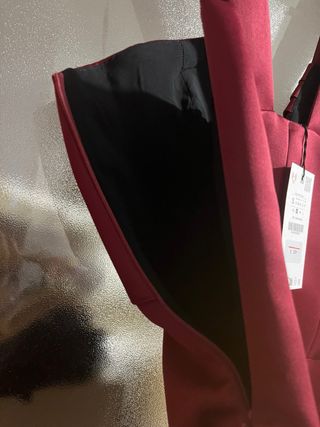 Vestido mini Zara detalle  cintura granate