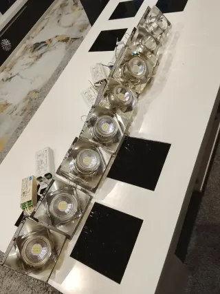 Focos halógenos cuadrados