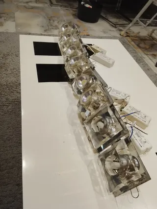 Focos halógenos cuadrados