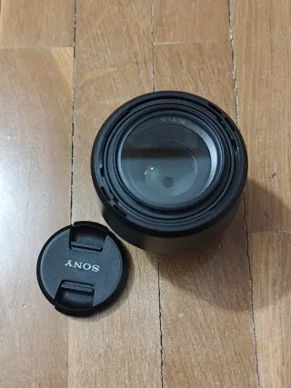 Sony FE 50mm f/1.8