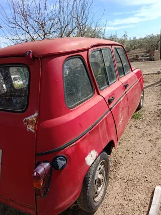 Renault 4L para restaurar..con documentación