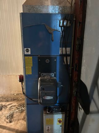 Caldera gasoil industrial con depósito