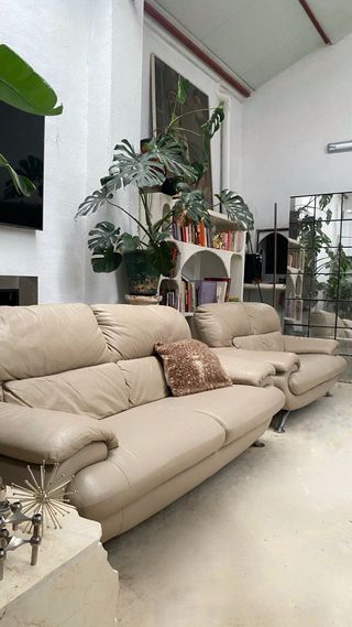 2 sofás piel Chateau d’Ax TRANSPORTE INCLUIDO