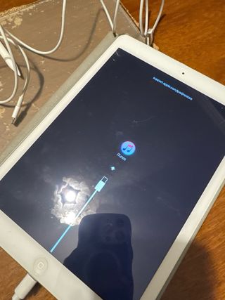 iPad Air 1 + funda teclado – Para piezas o reparar