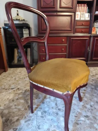 Mesa de comedor y 6 sillas