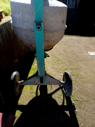 Hormigonera IMER 250L