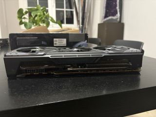 Sapphire Nitro+ RX Vega 64 8GB HBM2