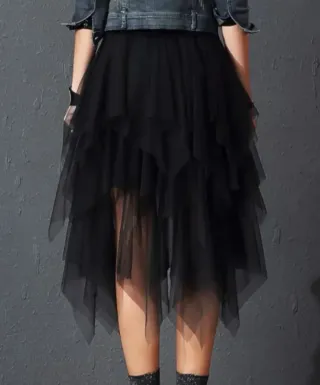Falda tul negra, goma en la cintura