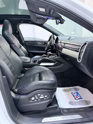 Porsche Cayenne Turbo