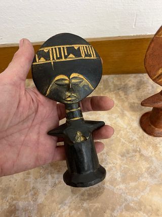 Sculture in legno artigianali africane
