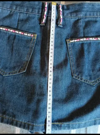 Gonna shorts in denim con perline