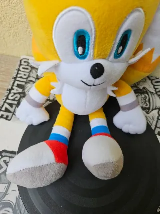 Pelúcia Tails 30cm - Sonic SEGA