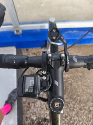 Bicicleta Gravel Eléctrica Kross Esker Hibrid 2.0