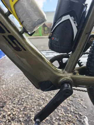 Bicicleta Gravel Eléctrica Kross Esker Hibrid 2.0