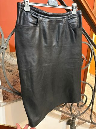 Gonna in vera pelle vintage nera