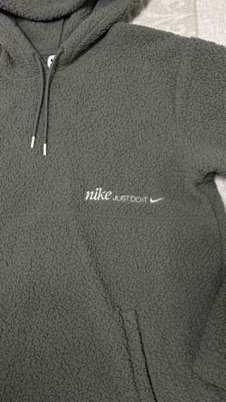 Sudadera Nike Gris Borreguito