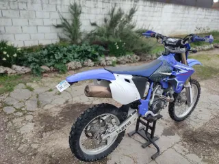 Yamaha Enduro 450cc 4T Azul/Blanca