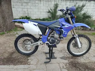 Yamaha Enduro 450cc 4T Azul/Blanca