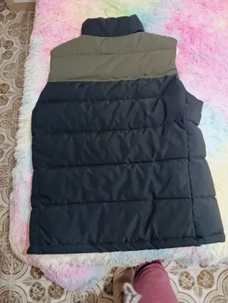 Chaleco acolchado sin estrenar!! Con sus etiquetas