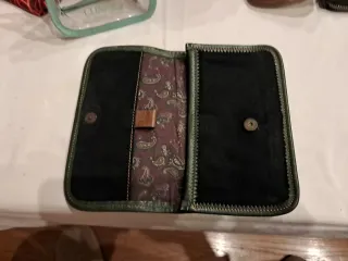 Riñonera elegante de piel