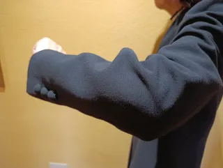 Elegante chaqueta negra mujer