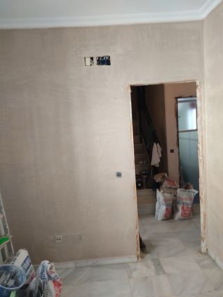 Escayolista perlitero