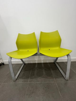 Bancos, sillas para salas de esperas .