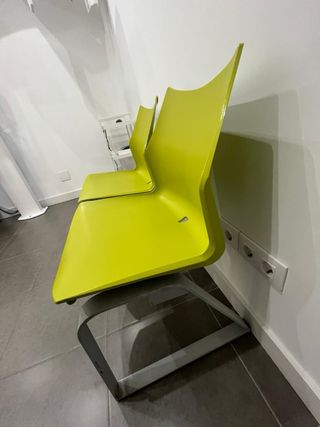 Bancos, sillas para salas de esperas .