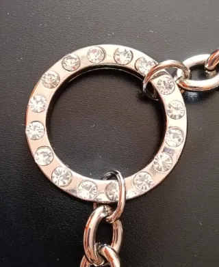 Cintura metallica con anelli cromati