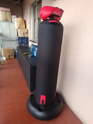 Guantes Boxeo 10oz y saco de boxeo negro Infantil.