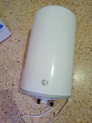 Termo eléctrico Equation blanco