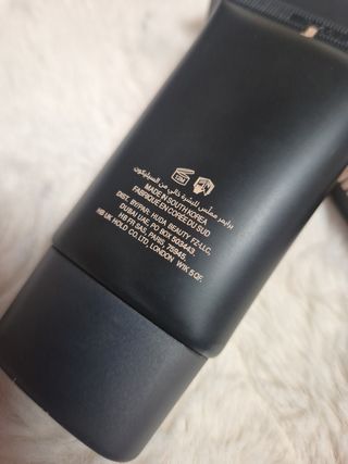 Huda Beauty Easy Blur Primer