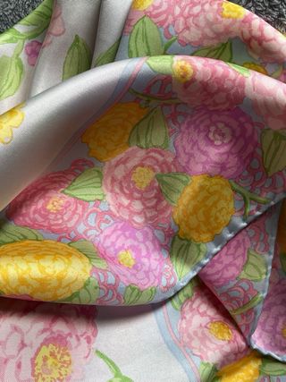 Ken Scott foulard vintage pura seta a fiori.